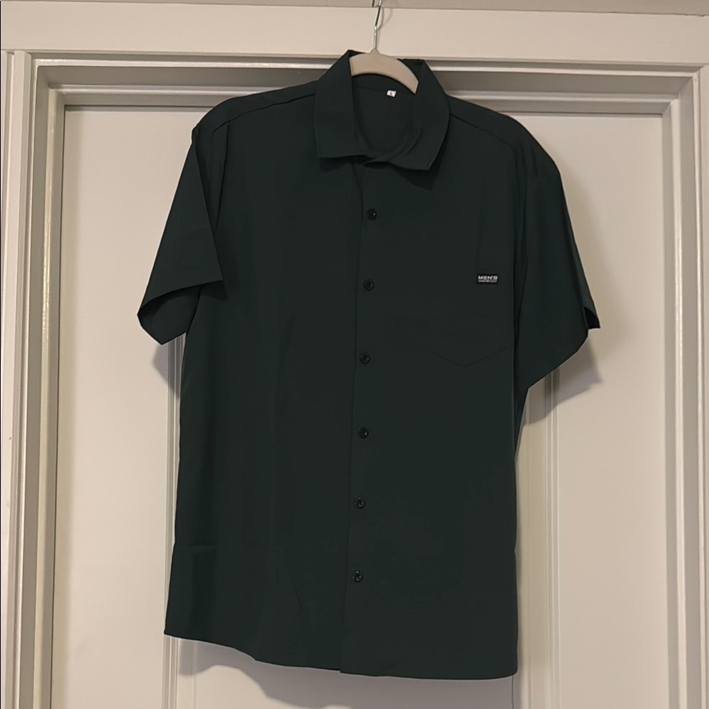 Men's Dark Green Short Sleeve Shirt